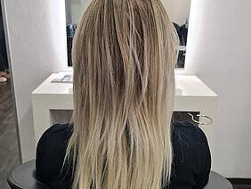 Ansatz Blondierung 11